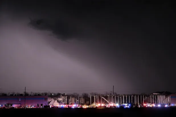 «أسوأ ما شهدنا»... مقتل نحو 50 شخصاً بسبب الأعاصير في أميركا