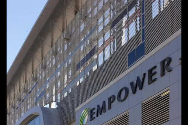 دبي تعلن إدراج شركة «إمباور» للتبريد في السوق المالية