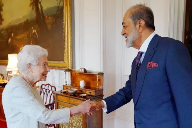 الملكة إليزابيث تستقبل سلطان عمان بقصر وندسور
