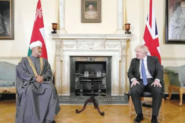 İngiltere Başbakanı Johnson, Umman Sultanı Bin Tarık'la bir araya geldi