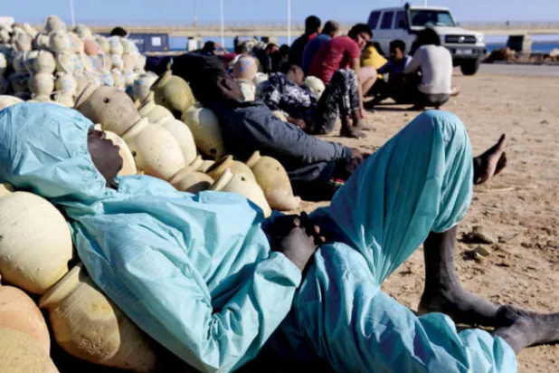 غرق 160 مهاجراً قبالة سواحل ليبيا