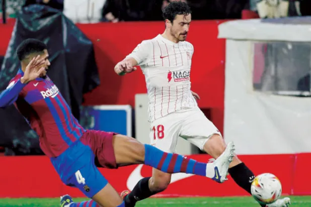 تعادل برشلونة مع إشبيلية أفضل هدية لريال مدريد المتصدر