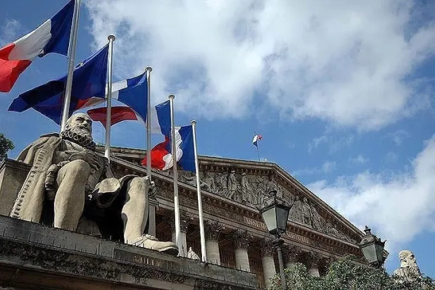 Fransa, Cezayir Bağımsızlık Savaşı'na ilişkin adli soruşturma arşivlerini açtı
