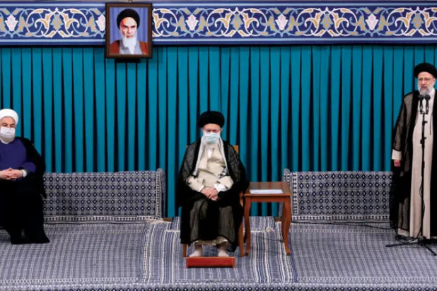 ابراهيم رئيسي ... ظل «المرشد» في القصر