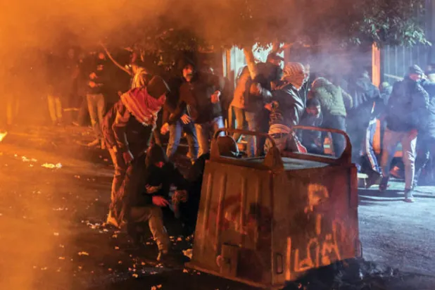 الرئاسة الفلسطينية: اعتداءات المستوطنين «لعب بالنار» لن نسمح باستمراره