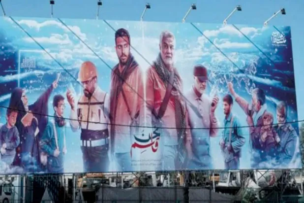 «حزب الله» يستفز خصومه بجدارية عملاقة لسليماني