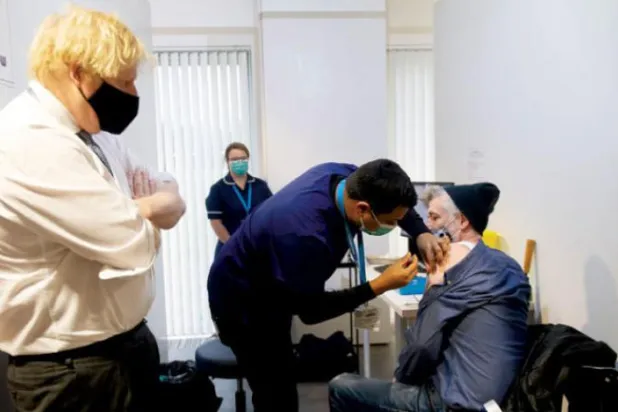 Salgınla mücadele öncelik: Sağlık sistemleri ve ekonomiyi güçlendirmek