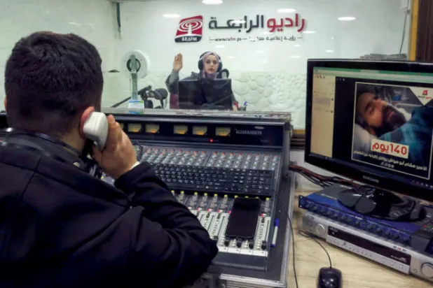 غانتس ولبيد يدعوان إلى تحريك المسيرة السياسية مع الفلسطينيين