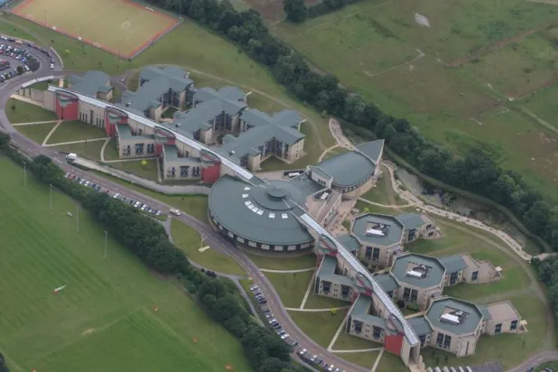 الكشف عن تعرض أكاديمية الدفاع البريطانية لهجوم إلكتروني «مدمر»