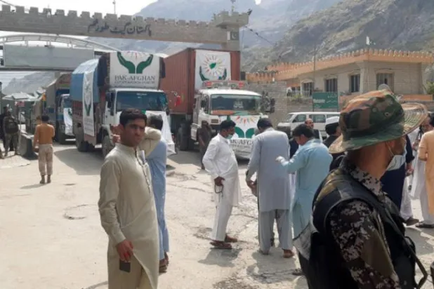 Taliban’ın sınırdaki tel örgüleri kaldırma kararı Pakistan’ı endişelendirdi