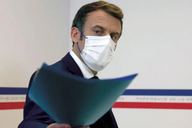 جهود مكافحة «أوميكرون» تستهدف غير الملقحين