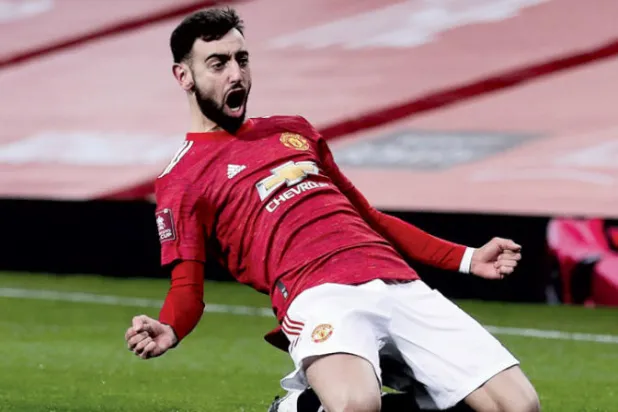 أصبح هناك لاعب واحد فقط يمكن تغيير طريقة اللعب من أجله وهو رونالدو وليس فرنانديز (غيتي)