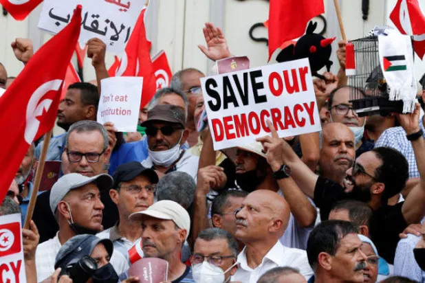 شكوك تونسية في جدوى «الاستشارة الشعبية»