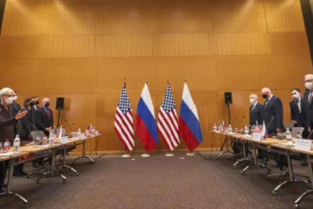جنیوا ڈائیلاگ واشنگٹن اور ماسکو کے درمیان کی کشیدگی کو نہیں پگھلا سکا