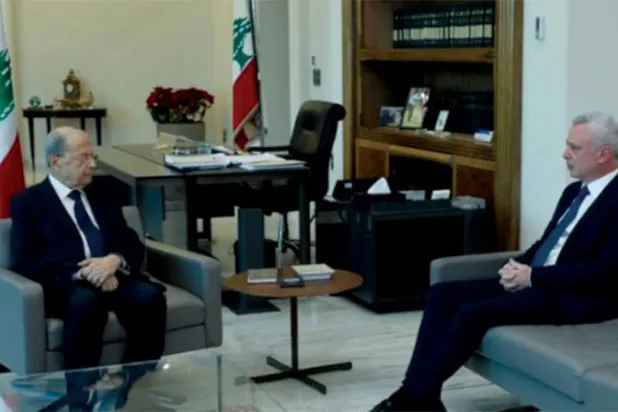 «حوار عون» بين «أهل البيت» ويكمل لقاءاته اليوم ليقرر توجيه الدعوات من عدمها