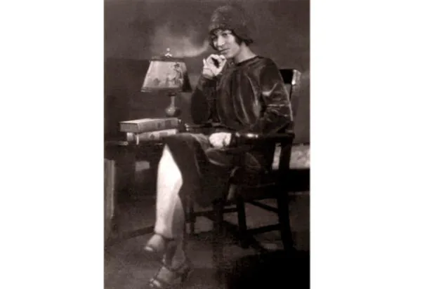 زورا نيل هيرستون