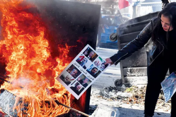 أهالي ضحايا انفجار مرفأ بيروت يلوّحون بتحقيق دولي {إذا استمر تمييع} القضية