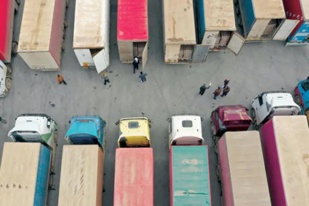 تركيا {لا يمكنها تجاهل} القواعد الأميركية والروسية في سوريا