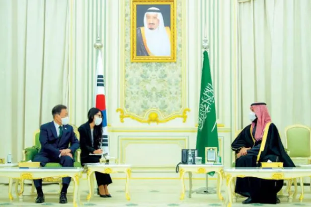 Suudi Arabistan Veliaht Prensi Muhammed bin Selman ve Güney Kore Devlet Başkanı Moon Jae-in görüşmede (SPA)