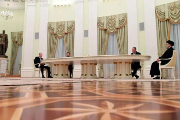 طویل مدتی تعاون کو فروغ دینے کے لیے ایک روسی اور ایرانی اقدام