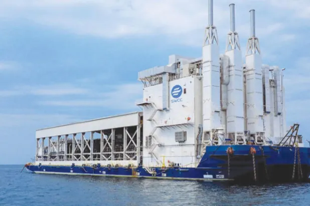 تدشين أول محطة تحلية مياه عائمة جنوب السعودية