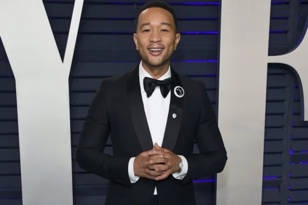 Ünlü şarkıcı John Legend'dan koyu ciltlere yoğunlaşacak bakım markası