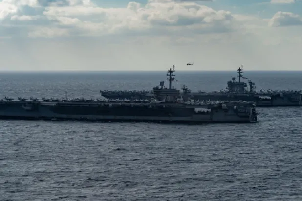 تحطم مقاتلة «إف - 35» أميركية لدى هبوطها على حاملة طائرات