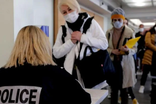 Avrupa’da yolcular için Kovid-19 kısıtlamalarında değişikliğe gidiyor