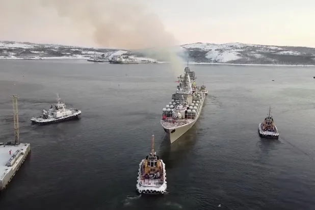 روسيا تبدأ تدريبات بحرية على حماية ممر ملاحي في القطب الشمالي