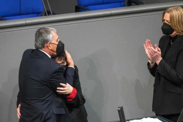 في اليوم العالمي لـ«المحرقة»: نصف الناجين يشعرون بـ«نقص في الطعام»