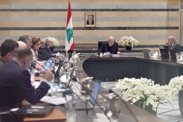 الحكومة اللبنانية تتجه إلى رفع دراماتيكي لـ«الدولار الجمركي»