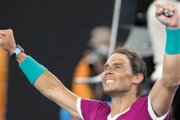 نادال محتفلاً ببلوغه النهائي (أ.ب)