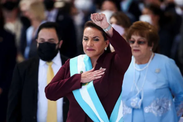 الأزمة السياسية في هندوراس تنتقل إلى القضاء