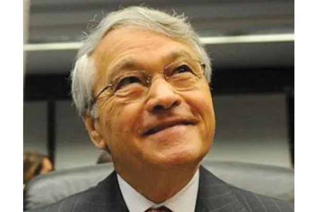 الجزائر: بدء محاكمة وزير الطاقة الأسبق بـ{الفساد}