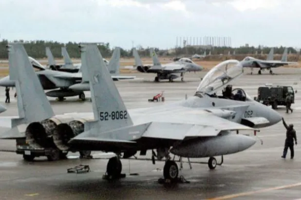 اختفاء مقاتلة «إف - 15» يابانية عقب إقلاعها