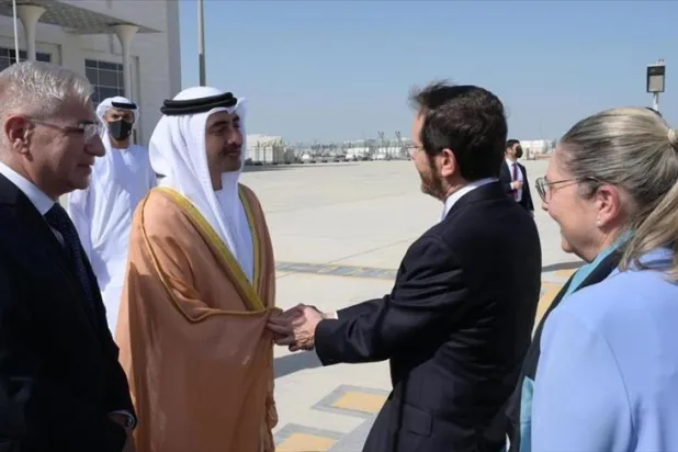 İsrail Cumhurbaşkanı Herzog, Husilerin füze saldırısına rağmen BAE ziyaretine devam edecek