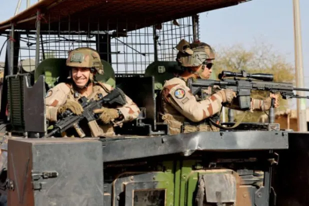 Fransa’nın Mali Büyükelçisi’nin sınırdışı edilmesinin ardından Paris ve Bamako arasındaki gerginlik tırmanıyor