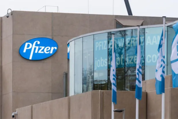 «فايزر» تسعى للموافقة على لقاح «كورونا» للأطفال دون الرابعة
