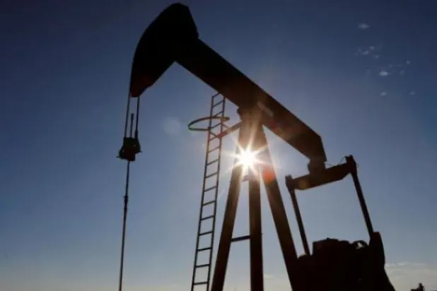 Analistler: Petrol fiyatları, güçlü talep ve Rusya-Ukrayna kriziyle 100 doları aşacak