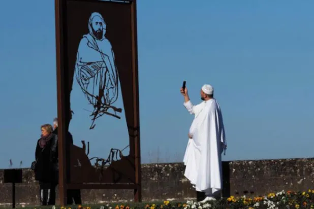 Fransa'da Cezayir'in bağımsızlık sembolü Emir Abdülkadir'in heykeline saldırı