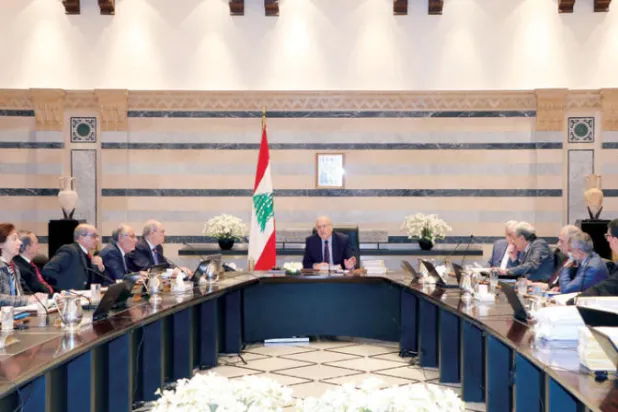 الحكومة اللبنانية ترحّل «سلفة الكهرباء» إلى ما بعد إقرار الموازنة