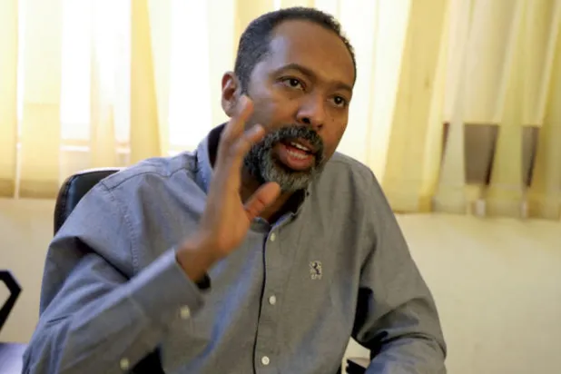 الأمن السوداني يعتقل مسؤولين في حكومة حمدوك المقالة