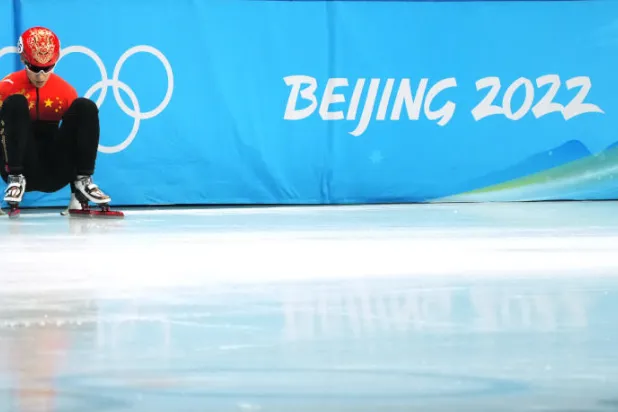 «مزحة كبيرة»... لاعبون بالأولمبياد الشتوي يشتكون من ظروف المنافسات في بكين