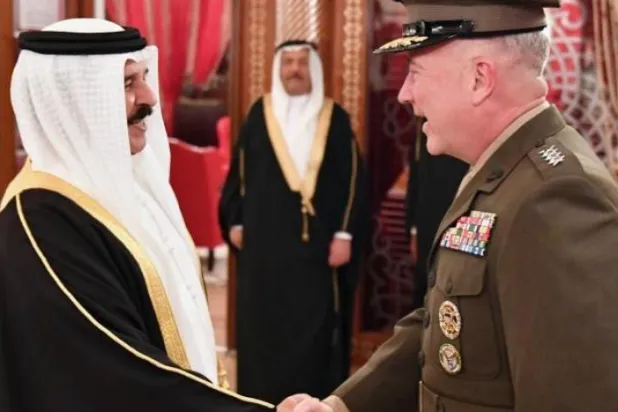 Bahreyn Kralı, CENTCOM Komutanı ile 'bölgesel gelişmeleri' görüştü