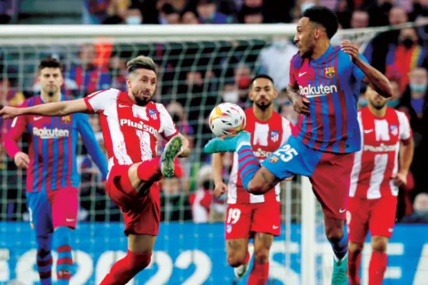 أوباميانغ سيسعى جاهداً في برشلونة كي يثبت لأرتيتا أنه كان مخطئاً عندما قرر التخلي عن خدماته (رويترز)