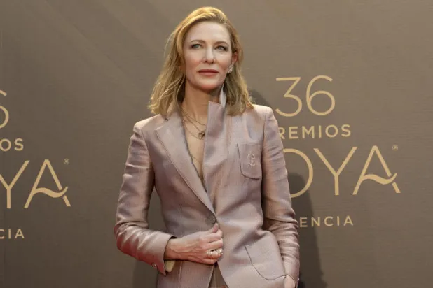 الممثلة كايت بلانشيت «قلقة» على السينما من منصات البث التدفقي والمسلسلات