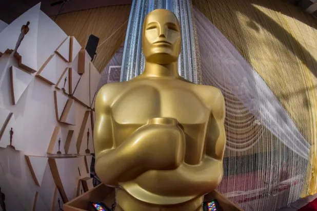 جائزة الجمهور... مكافأة جديدة تضاف للأوسكار من خلال تصويت عبر «تويتر»