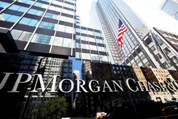 «جيه بي مورغان» يتوقع 125 دولاراً لبرميل النفط في الربع الثاني