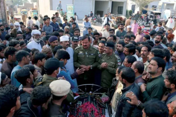 Pakistan’da gerçekleşen linç toplumdaki radikalliğin boyutlarını gözler önüne serdi 