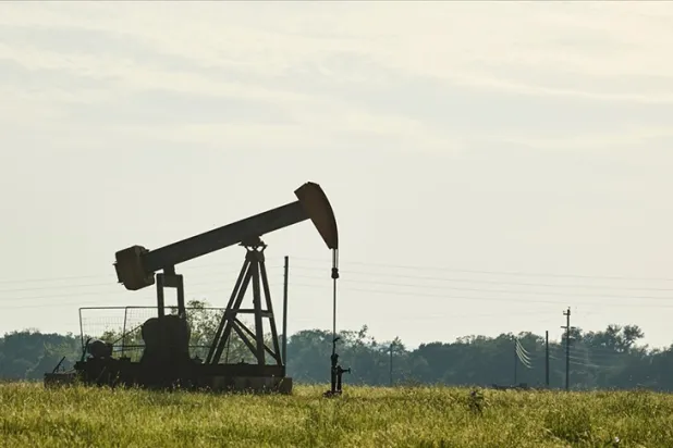 Brent petrolün varil fiyatı 93,40 dolar